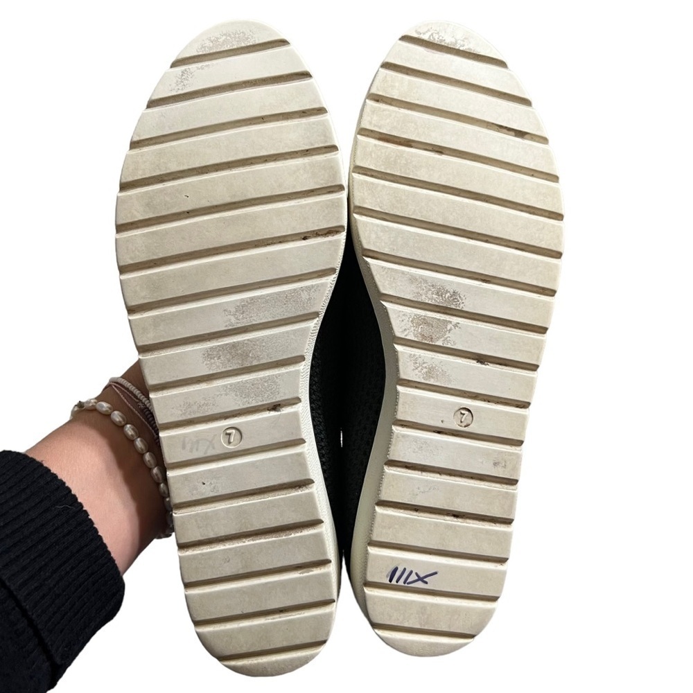 Eileen Fisher Brown and Cream Flats - Picture 9 of 9